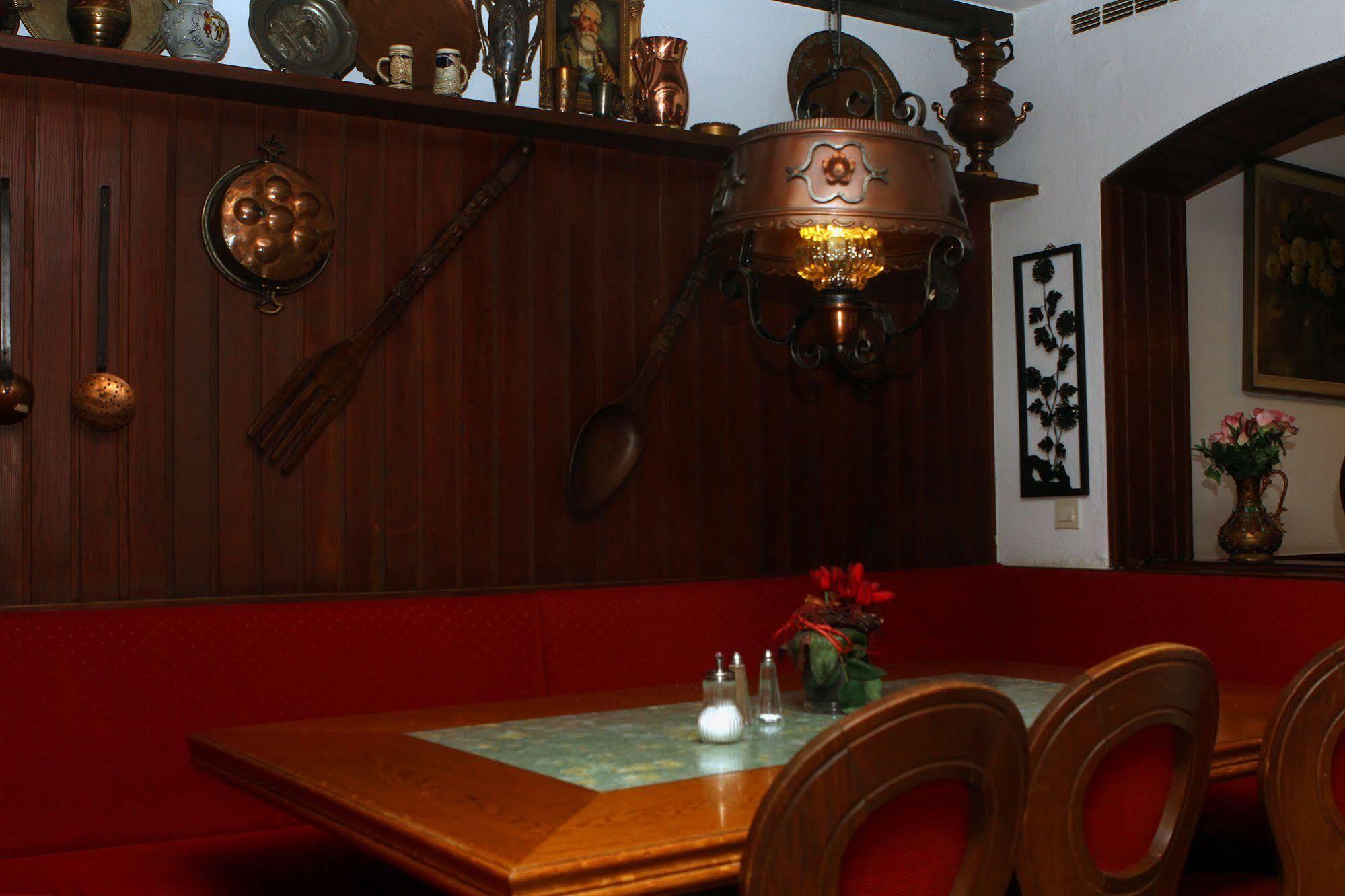 סנט גורסהאוזן Pohl'S Rheinhotel Adler מראה חיצוני תמונה